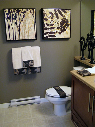 DIY Bathroom Decor Pinterest
 How To Do Small Bathroom Decor Bathroomist Interior designs