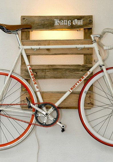 DIY Bike Rack
 10 DIY Storage Hacks That Will Make Your Apartment Feel