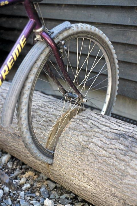 DIY Bike Rack
 Simple Diy Wood Trunk Into Bike Rack