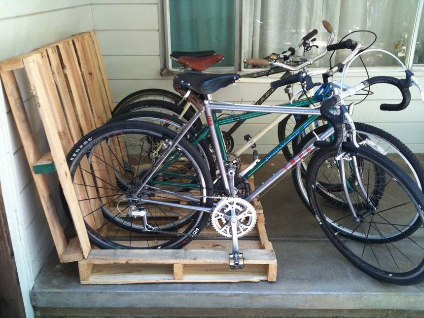 DIY Bike Rack
 Simplest DIY Ever Build a Bike Rack From Pallets
