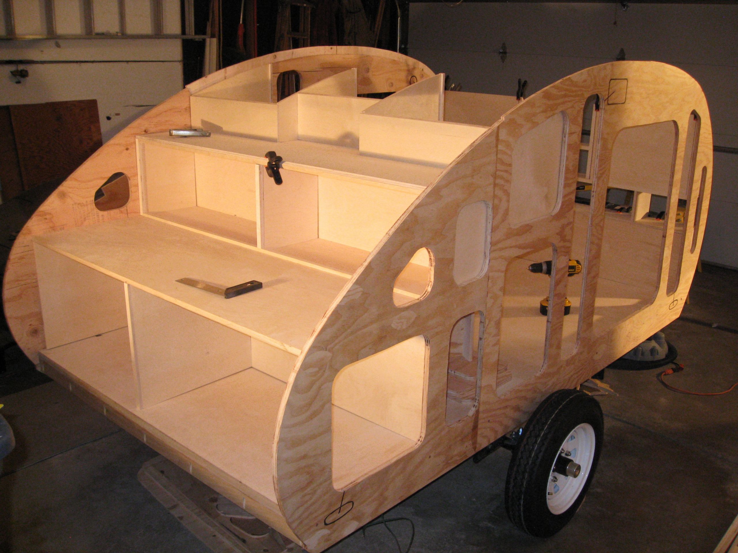 DIY Camper Trailer Plans
 How to Build Your Custom Teardrop Trailer Quickly and Easily