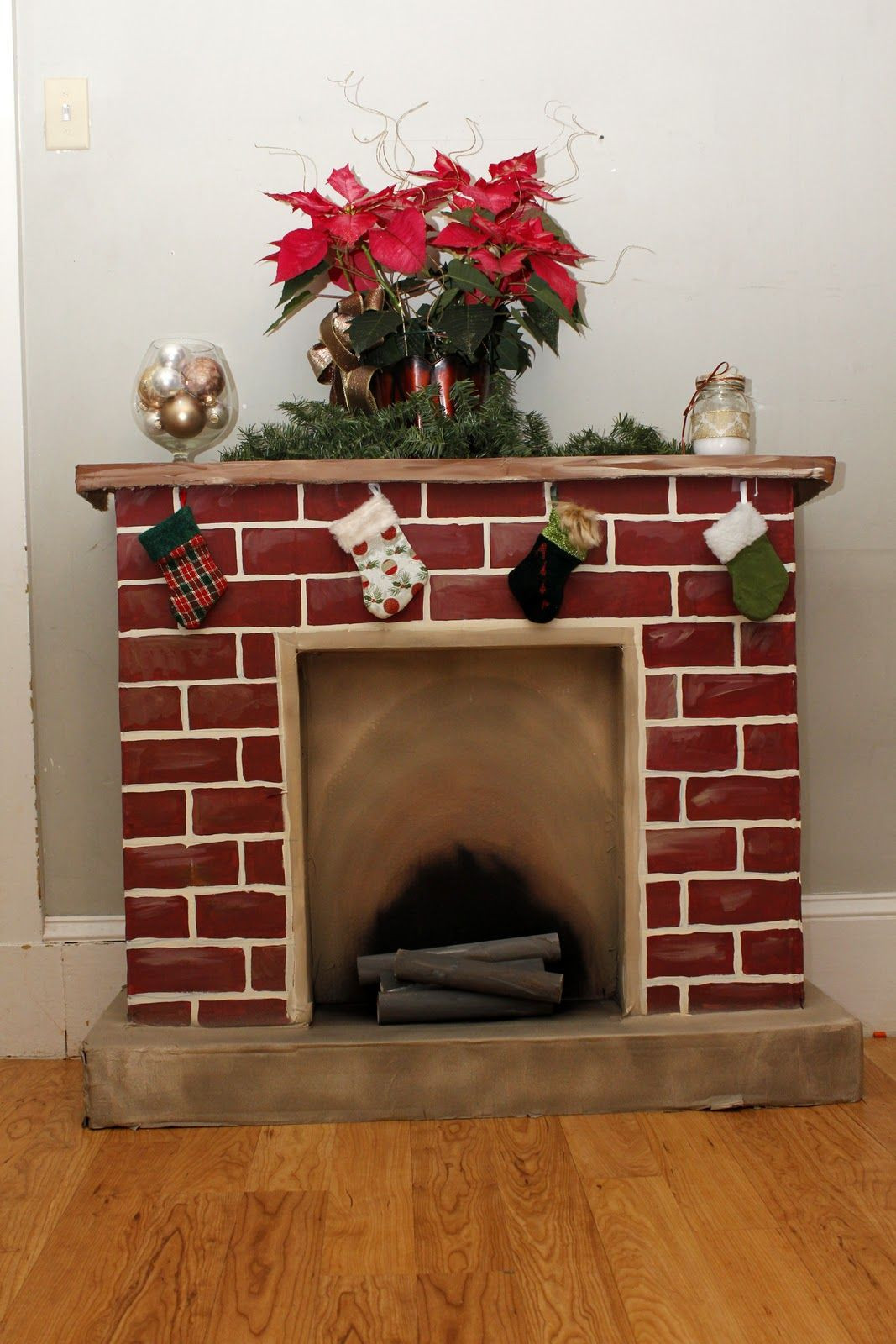 DIY Cardboard Decor
 Have you ever seen these little cardboard fireplaces