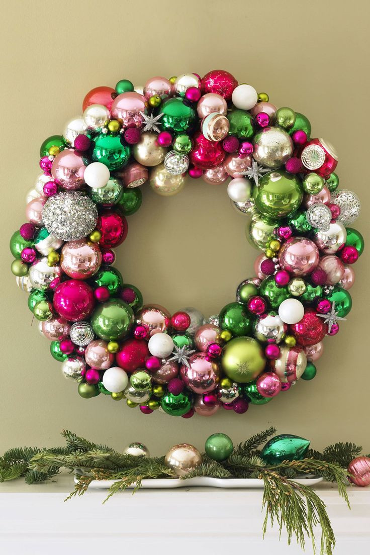 DIY Christmas Ornament Wreath
 11 Awesome And Adorable Diy Christmas Wreaths Ideas