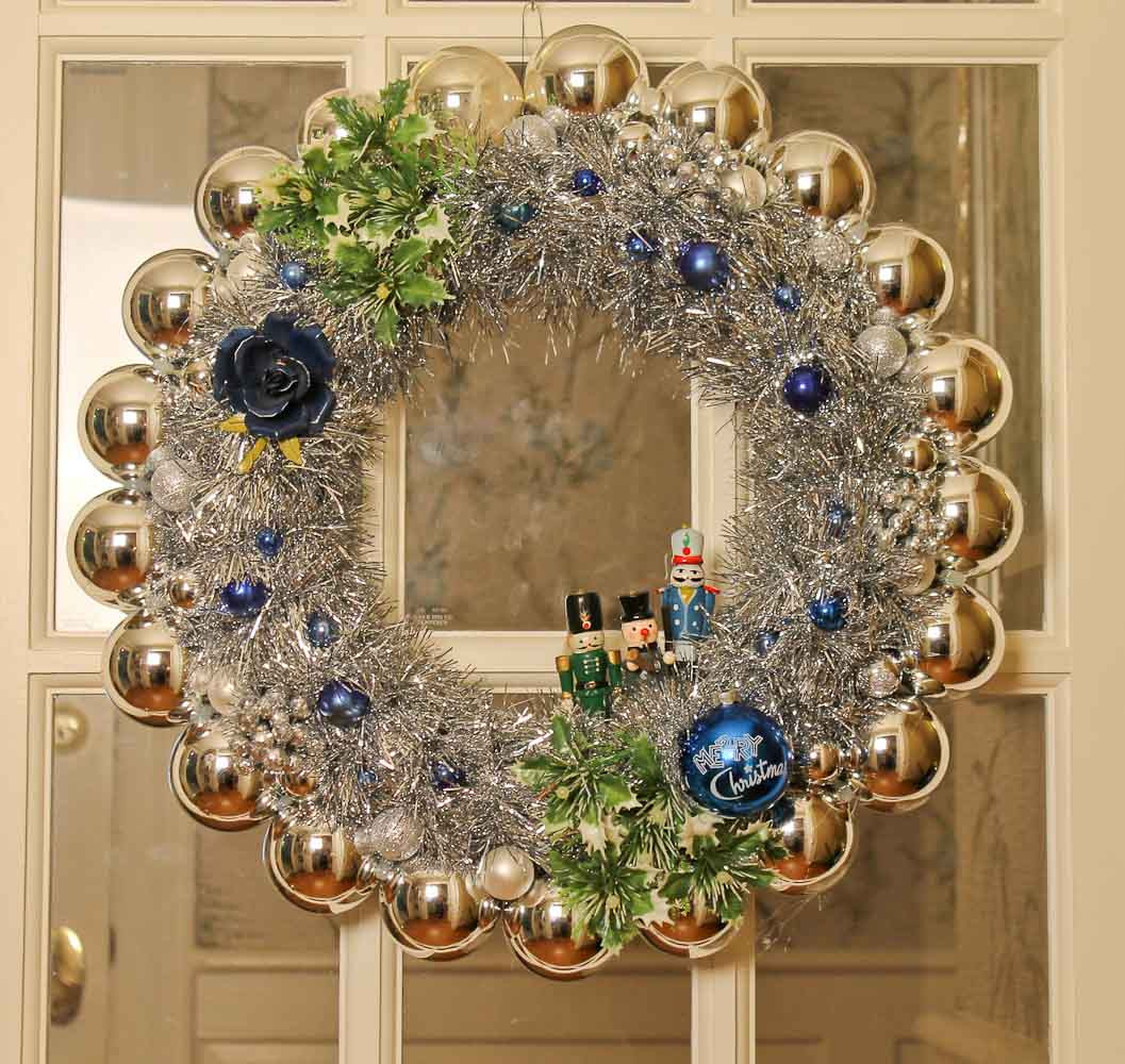 DIY Christmas Ornament Wreath
 Quick affordable and foolproof Christmas ornament wreaths