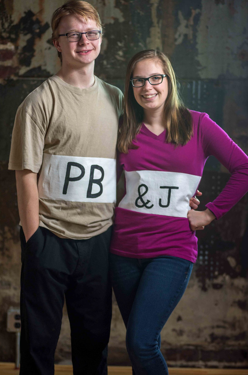 DIY Couples Costumes Ideas
 DIY Couples Costume Idea PB&J A Little Craft In Your Day