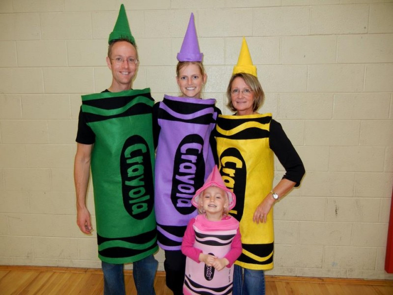 DIY Crayon Costumes
 Crayons