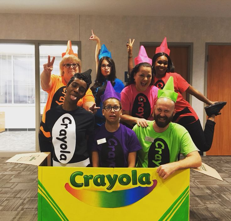 DIY Crayon Costumes
 Halloween DIY Costume Crayola Crayon