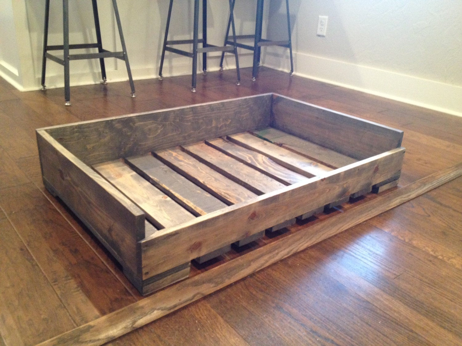 DIY Dog Bed Pallet
 Items similar to Handmade custom "pallet style" solid