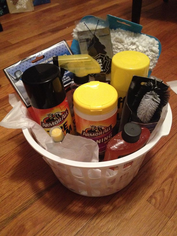 DIY Dollar Store Gift Ideas
 DIY t for the men in your life Dollar store basket