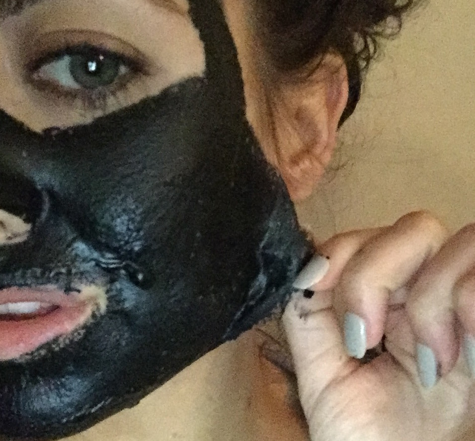 DIY Face Mask With Glue
 Charcoal and GLUE face mask The results Eleise