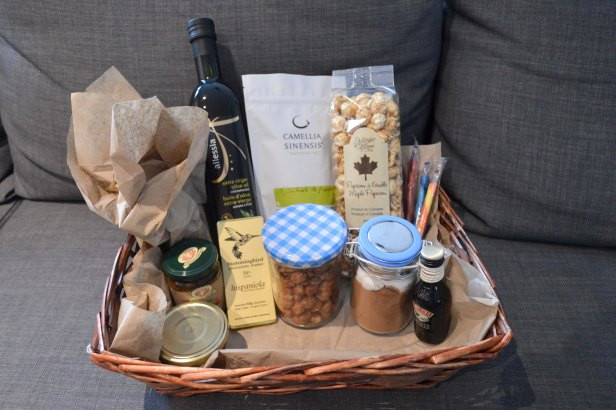 DIY Foodie Gifts
 DIY t basket for foo coworker – DIY GIFT