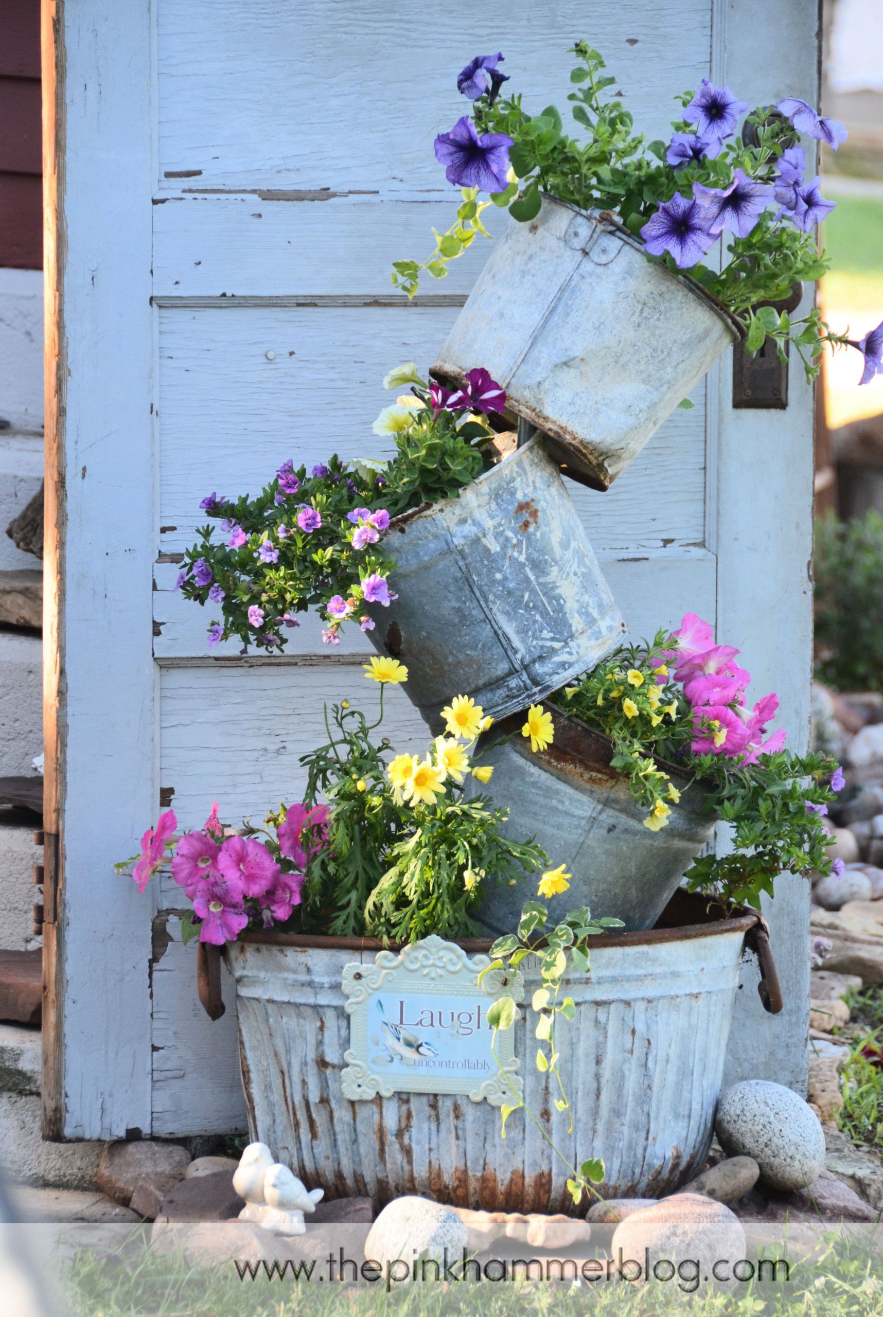 DIY Garden Decoration
 Primitive tipsy pot planters