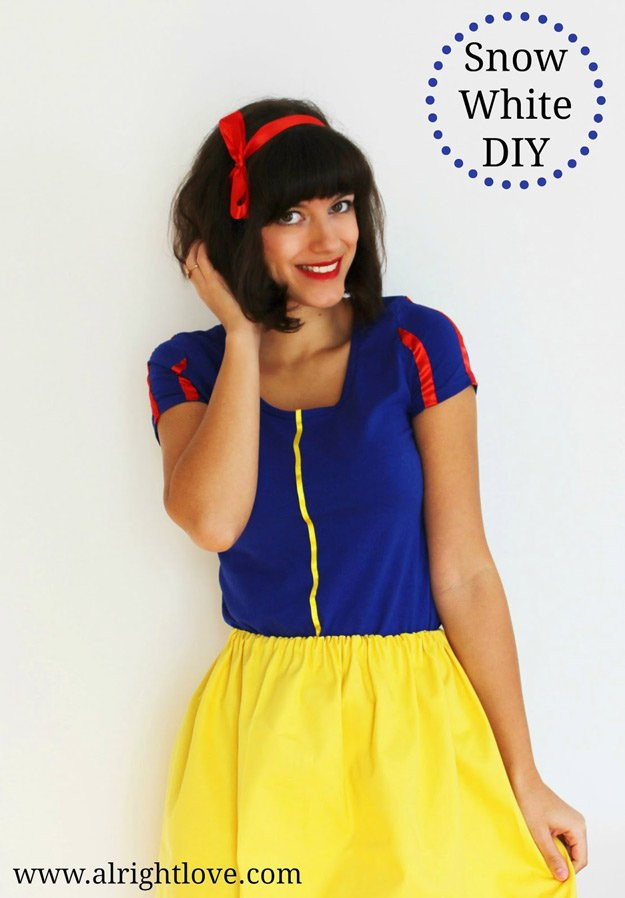 DIY Halloween Adult Costumes
 13 Clever DIY Halloween Costumes for Adults DIY Ready