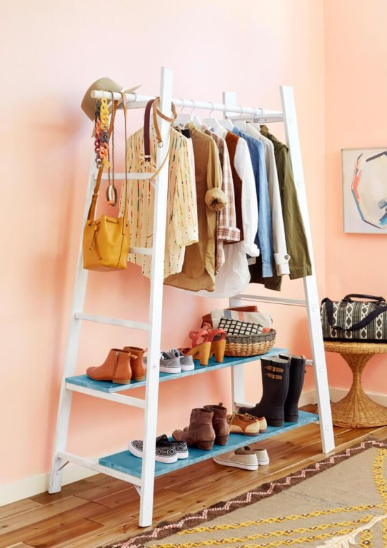 DIY Hanging Clothes Rack
 31 DIY Clothing Rack Ideas to Conveniently Increase