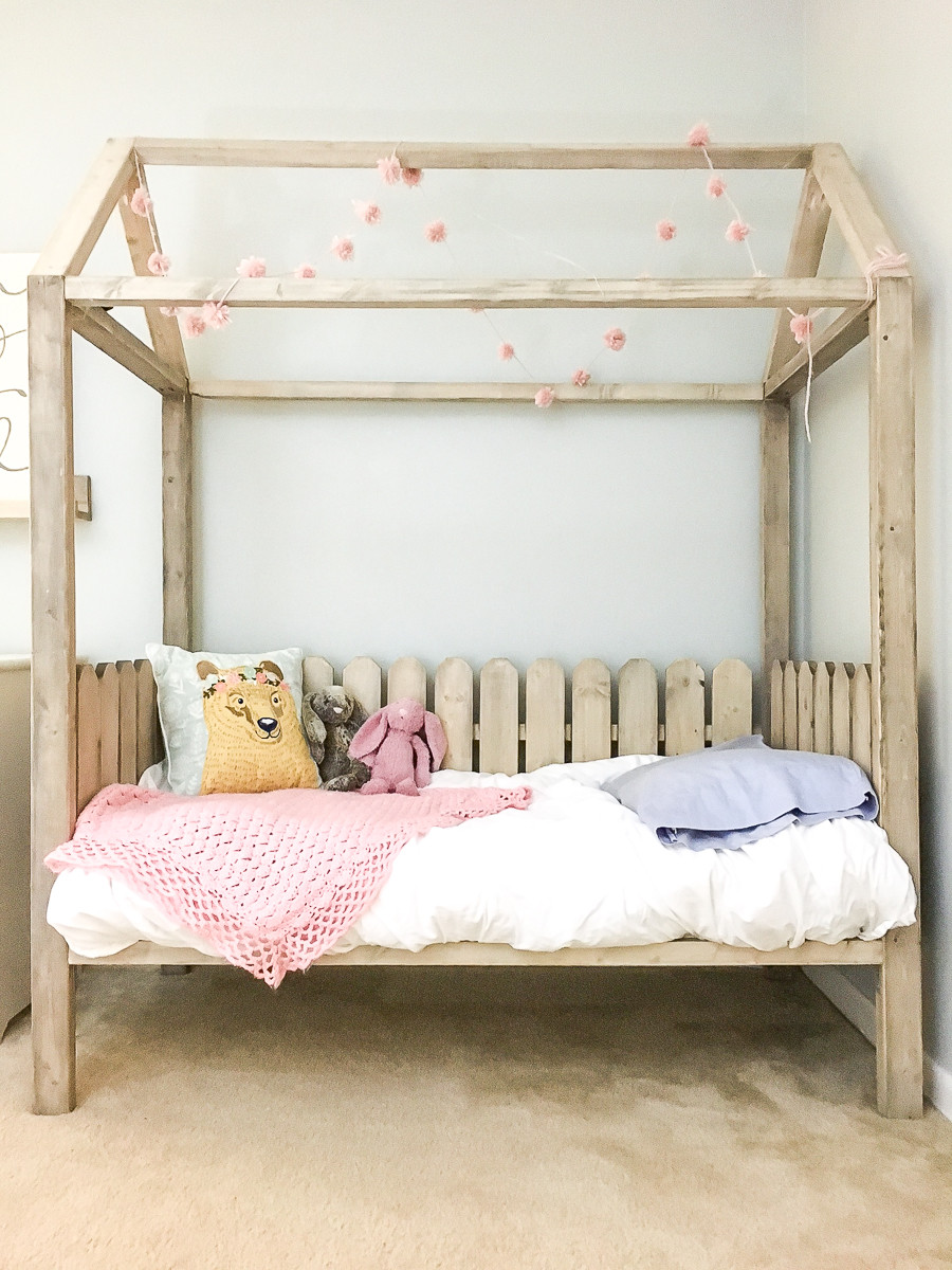 DIY Kids Bed
 DIY Toddler House Bed
