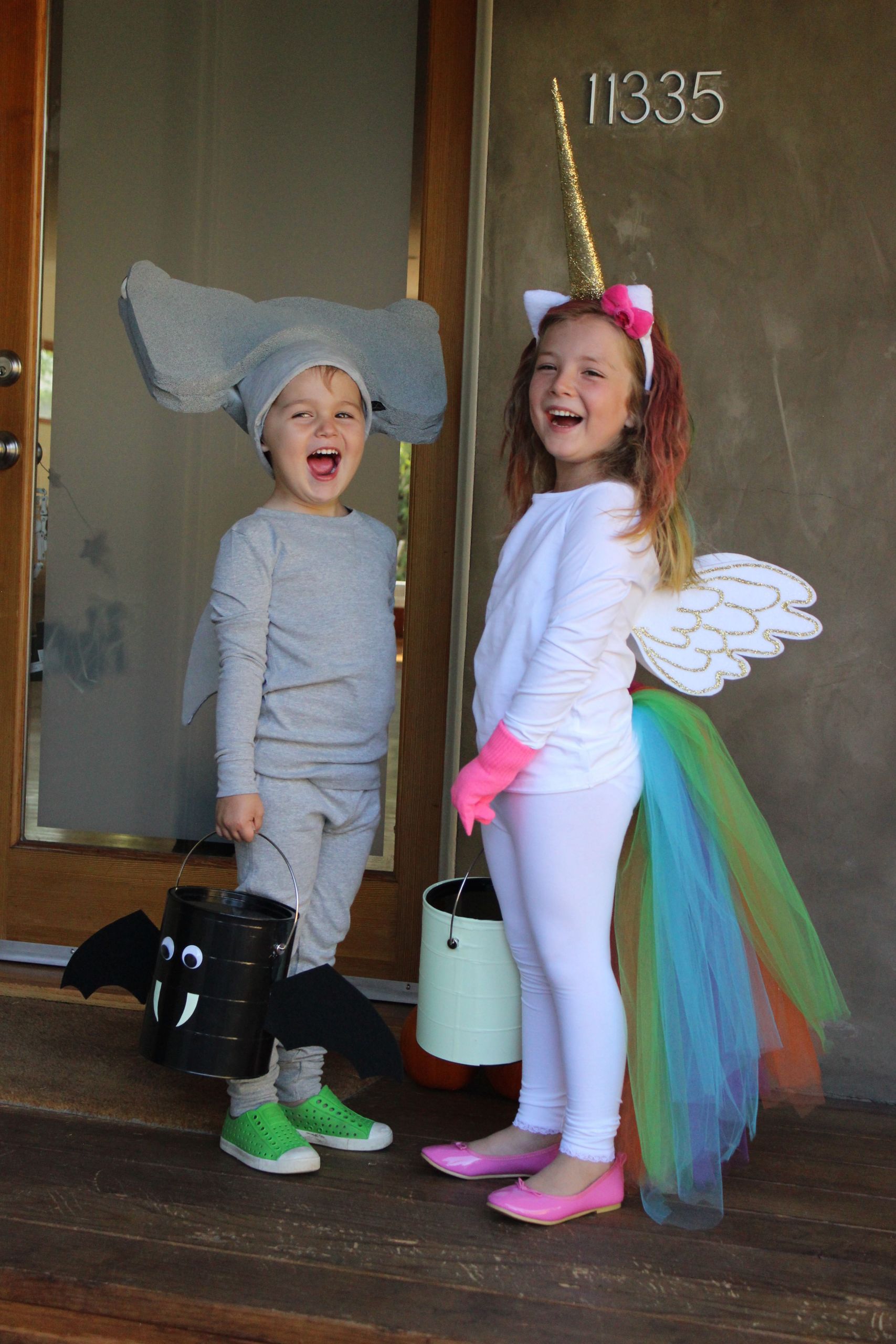 DIY Kids Unicorn Costume
 diy no sew halloween costumes