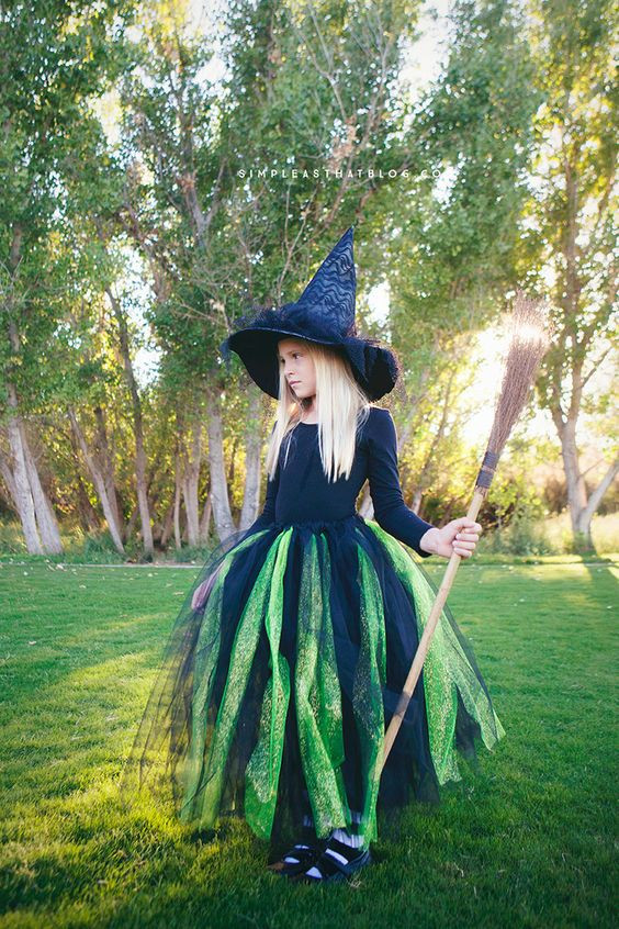 DIY Kids Witch Costume
 20 Awesome Witch Halloween Costume Ideas for Girls