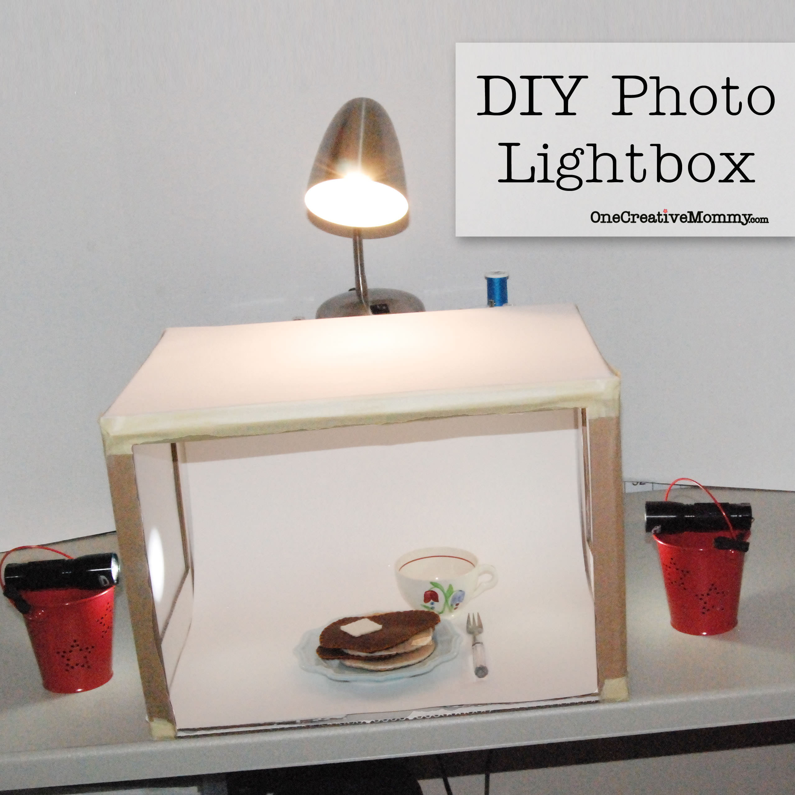 DIY Light Box
 Grow Your Blog Series DIY Lightbox onecreativemommy