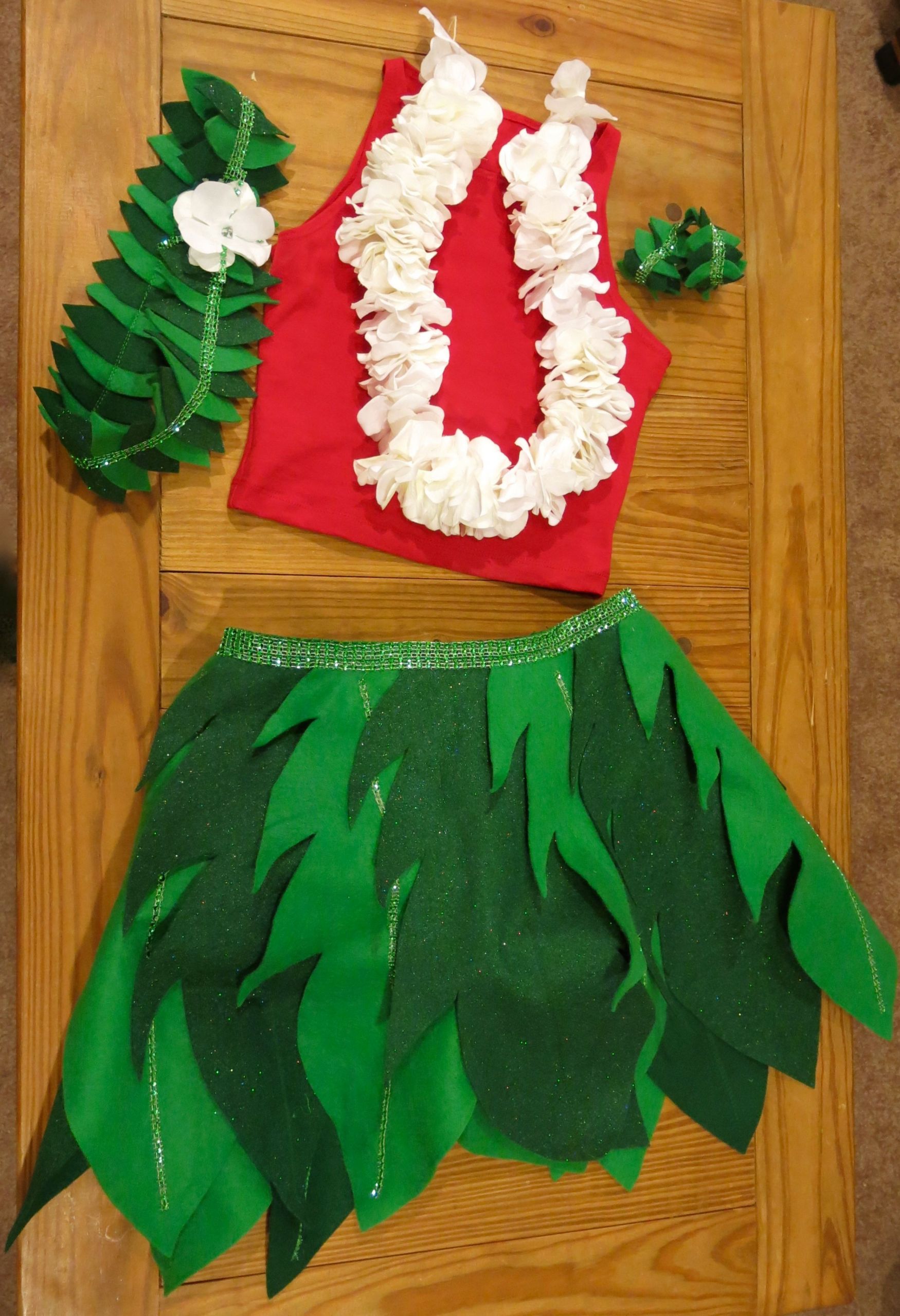 DIY Lilo Hula Costume
 Lilo Costume …