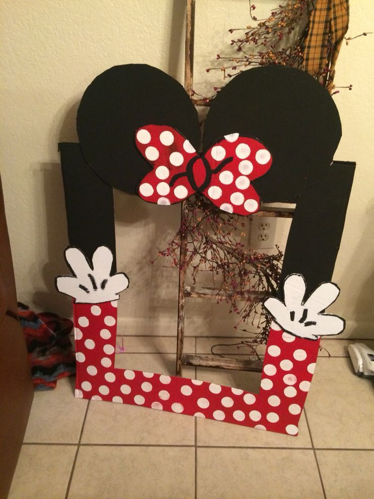 Diy Minnie Mouse Birthday Decorations
 25 Ideas for a Mickey and Minnie Inspired Disney Themed
