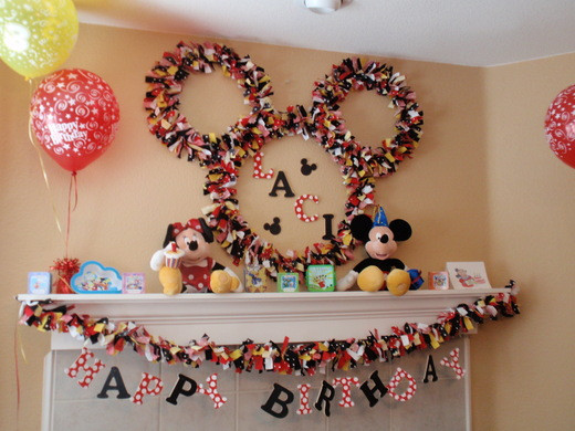 Diy Minnie Mouse Birthday Decorations
 TRENDS Homemade Mickey Mouse and Minnie Mouse Parties on