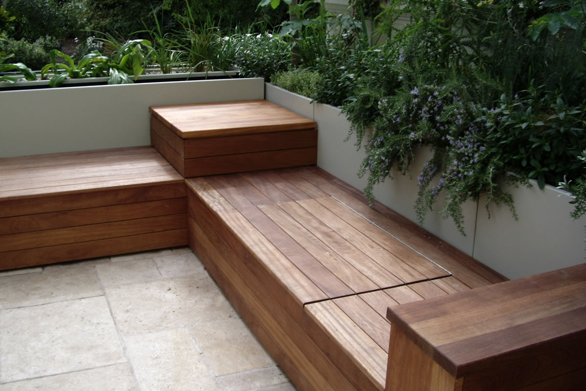 DIY Outdoor Bench Seats
 Deck bench with storage karolciblog