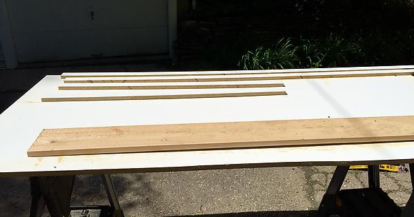 DIY Outdoor Concrete Table
 Outdoor Concrete Table with Wood Inlay DIY