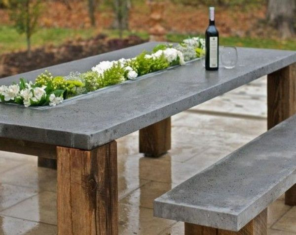 DIY Outdoor Concrete Table
 Concrete Table An Original Establishment Idea