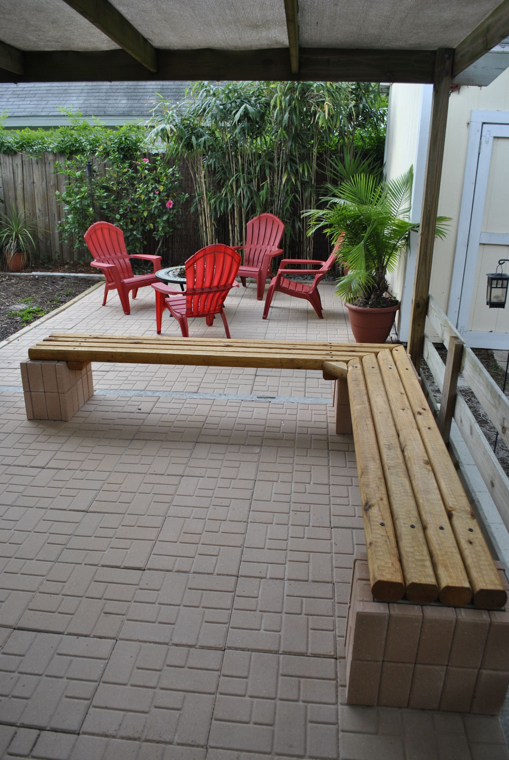 DIY Outdoor Corner Bench
 Cheap outdoor landscape timber bench seating Materials 9