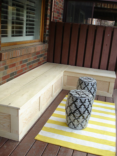 DIY Outdoor Corner Bench
 Picture DIY large corner bench
