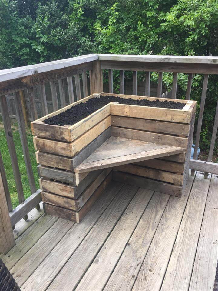 DIY Outdoor Corner Bench
 DIY Pallet Bench with Flower Box for Corner Pallets Pro
