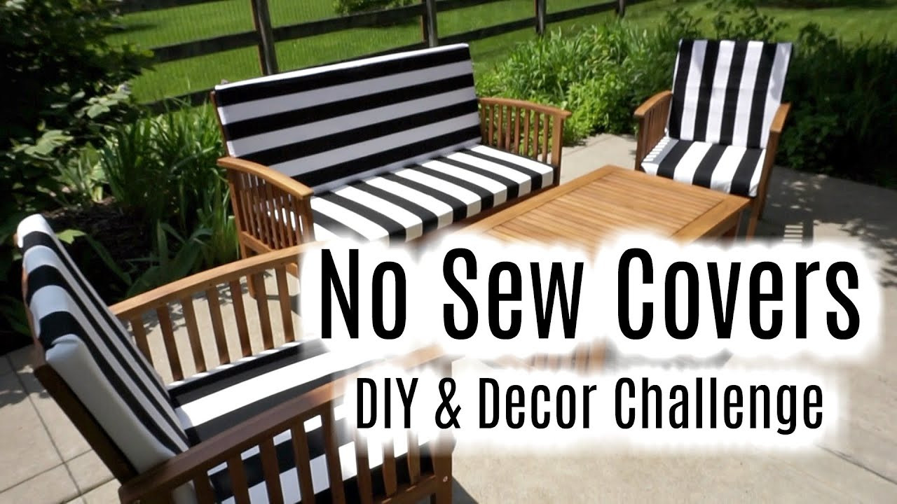 DIY Outdoor Cushions
 DIY & Decor Challenge Glue & Velcro Outdoor Cushion