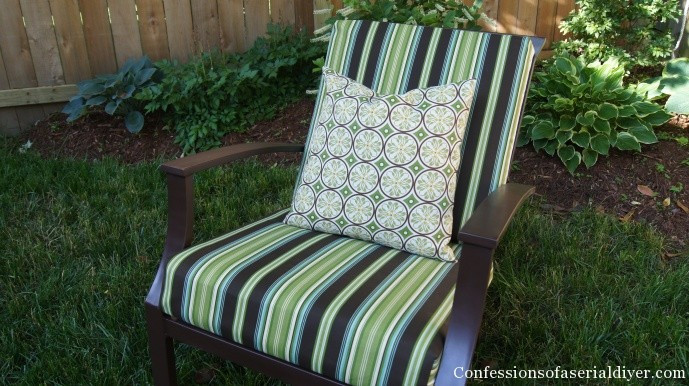 DIY Outdoor Cushions
 24 DIY Tutorials and Tips