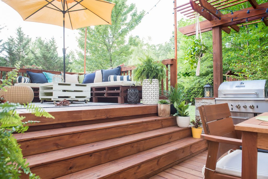 DIY Outdoor Deck
 AMAZING OUTDOOR KITCHEN YOU WANT TO SEE