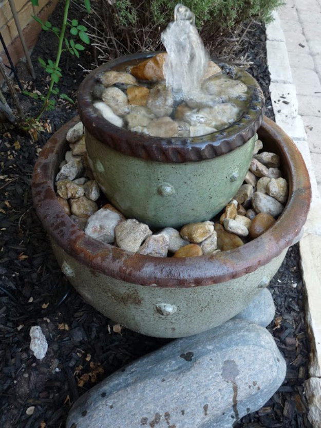 DIY Outdoor Fountains
 36 DIYs You Need For Your Garden