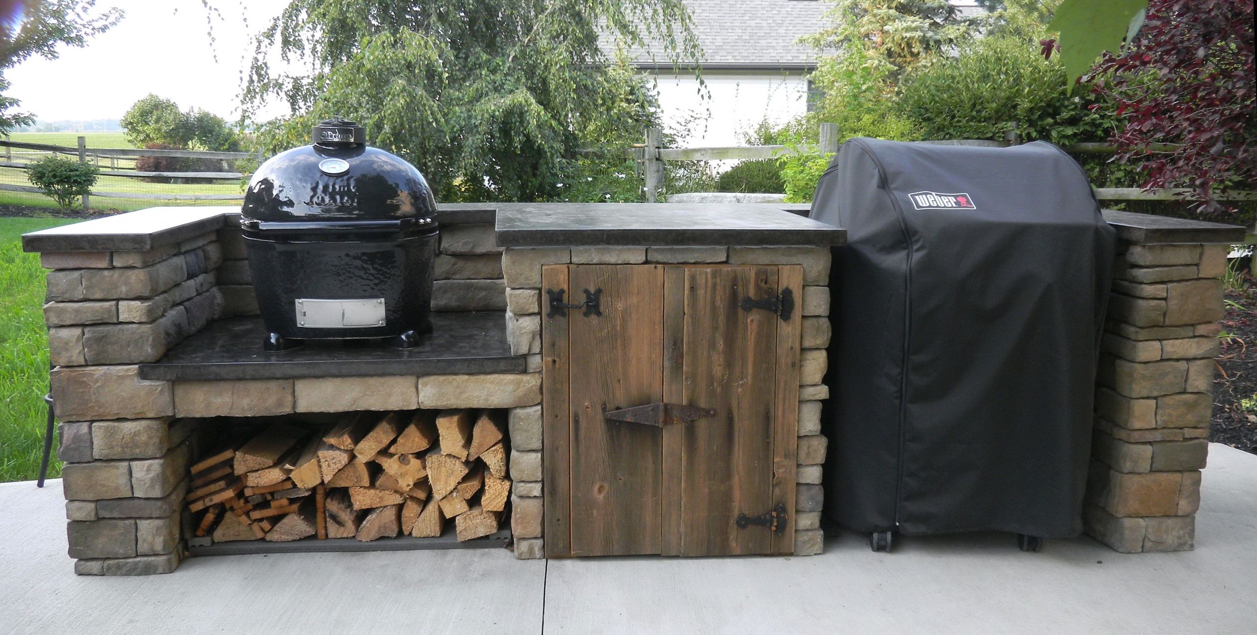 DIY Outdoor Grills
 Finished Outdoor Grill Center DIY