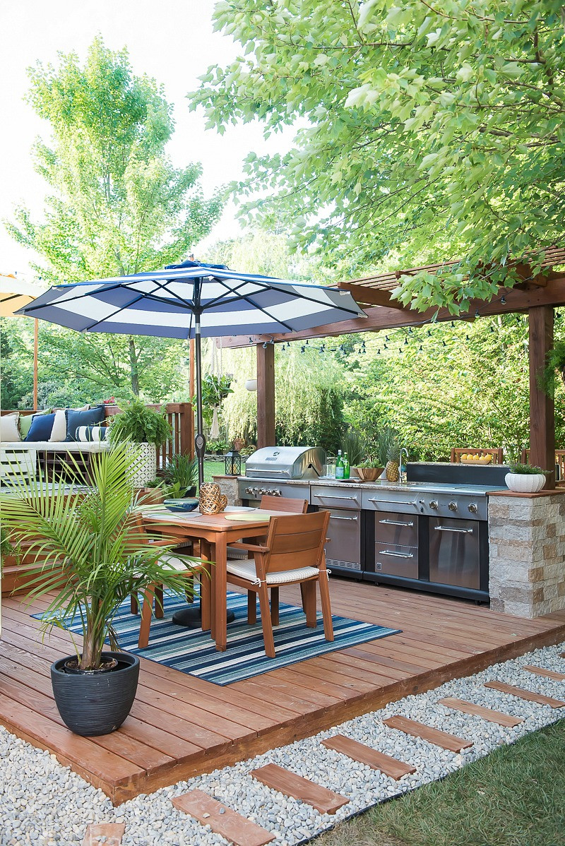 Diy Outdoor Kitchen Ideas
 An Amazing DIY Outdoor Kitchen A Simple Way to Add Style