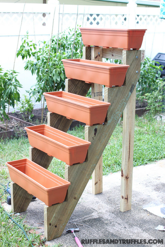 DIY Outdoor Planters
 Outdoor Planter Projects