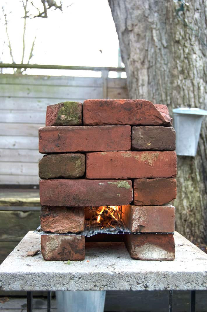 DIY Outdoor Stove
 DIY Rocket Stove For Your Outdoor Cooking Needs