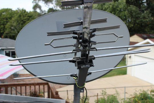 DIY Outdoor Tv Antenna
 How To Reuse a Digital Satellite Dish for Free Over the