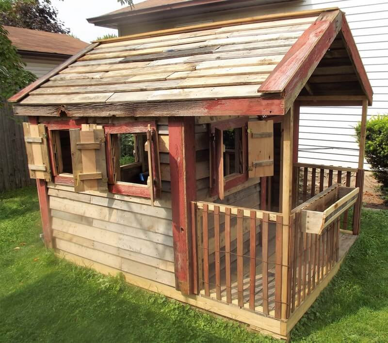 DIY Pallet Playhouse Plans
 Creative Ideas for Wood Pallet Playhouses