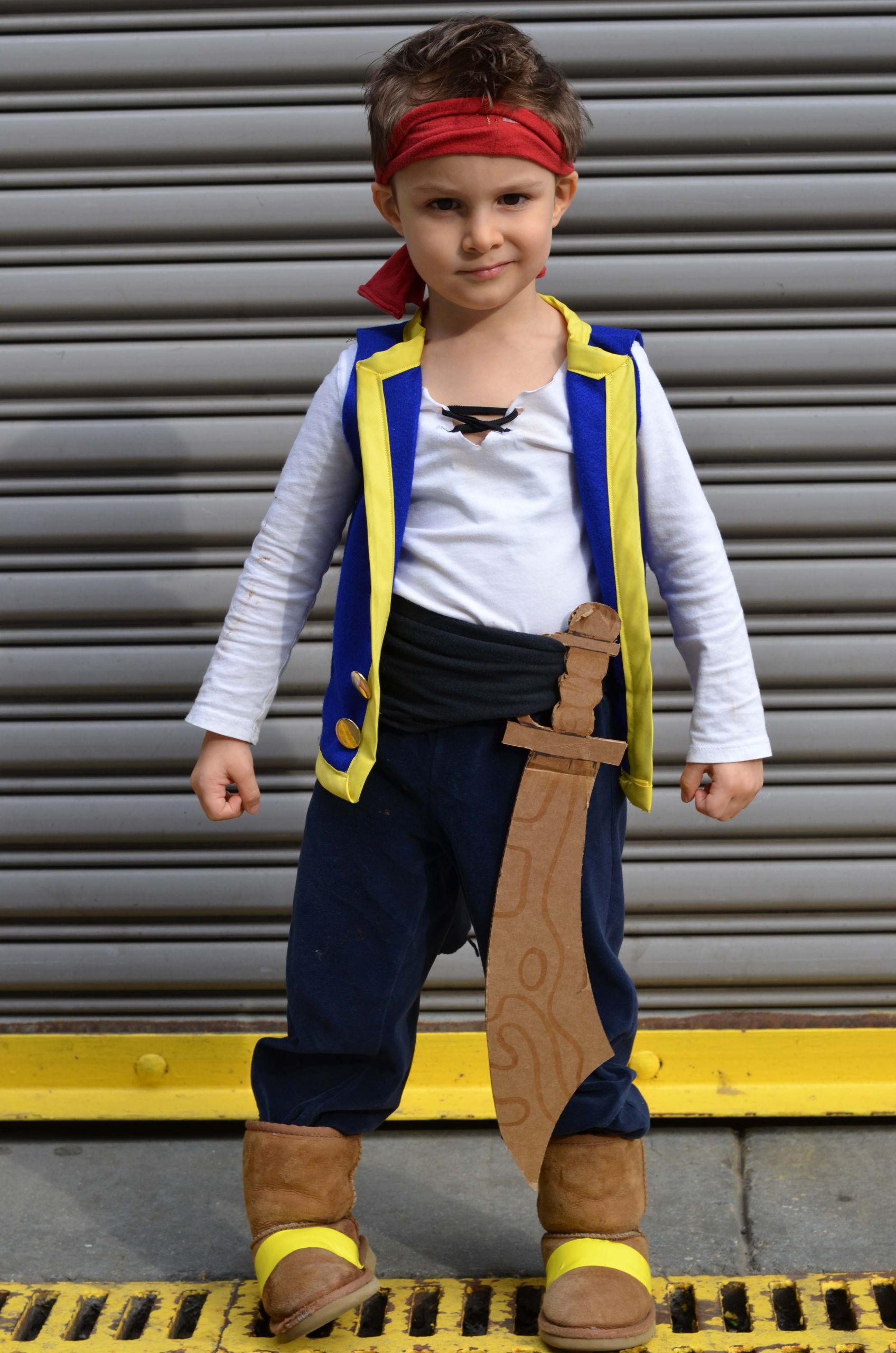 DIY Pirate Costume For Toddler
 DIY Halloween Costumes for Kids