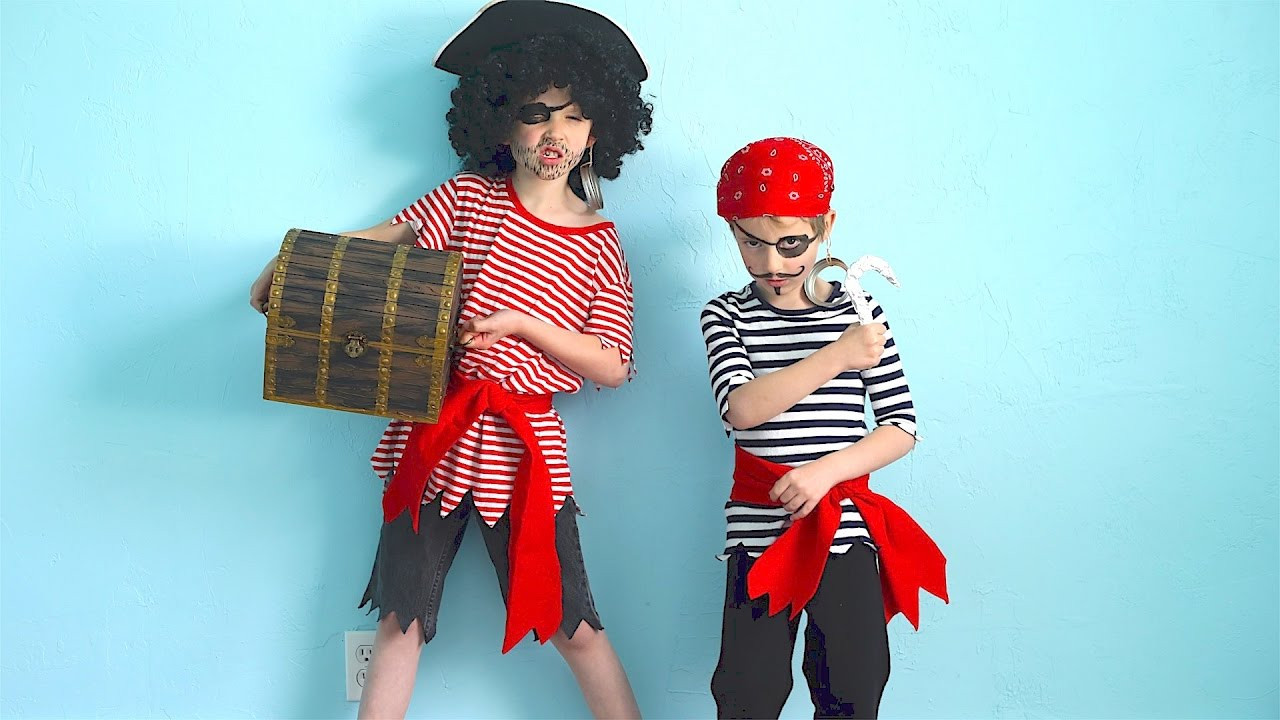 DIY Pirate Costume For Toddler
 How To Make Pirate Costumes Quick and Easy