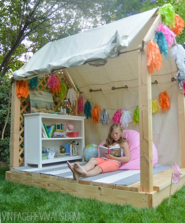 DIY Playhouse Plans
 31 Free DIY Playhouse Plans to Build for Your Kids Secret