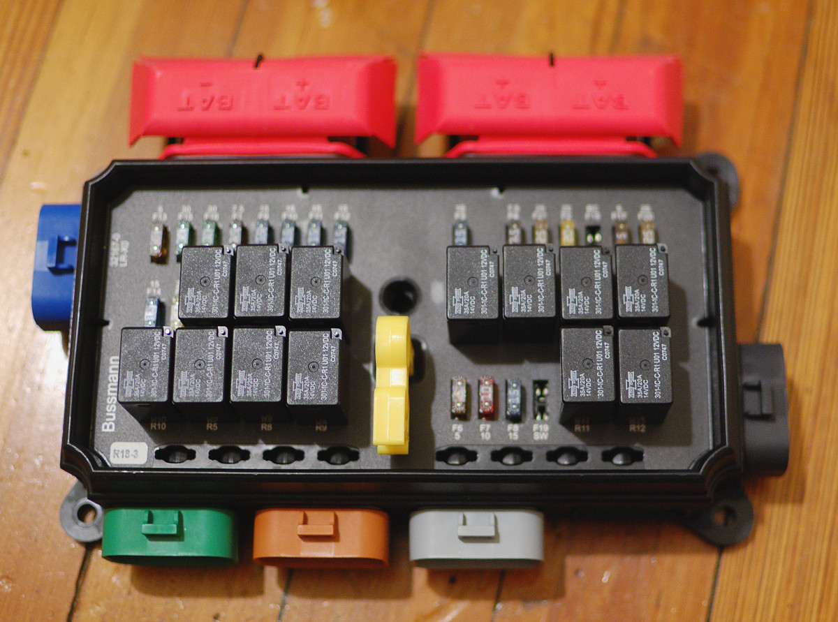 DIY Relay Box
 DIY 13 relay Fusebox with all terminals connectors etc