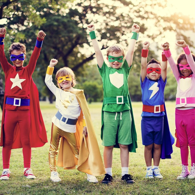 DIY Superhero Costume For Kids
 20 Homemade Superhero Costumes [free patterns] – Tip Junkie