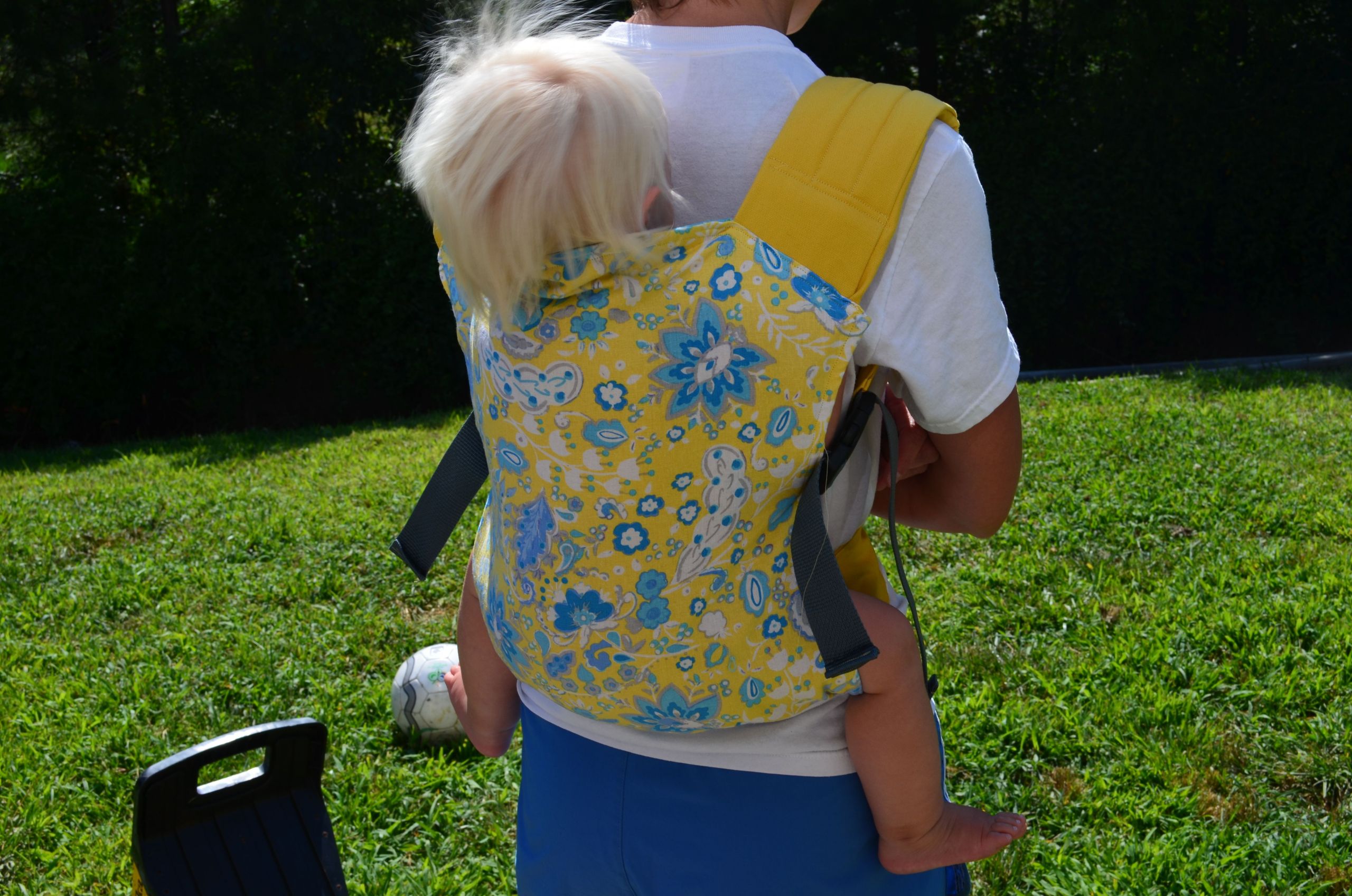 DIY Toddler Carrier
 Adventures in Carrier Making A Brief Guide to DIY
