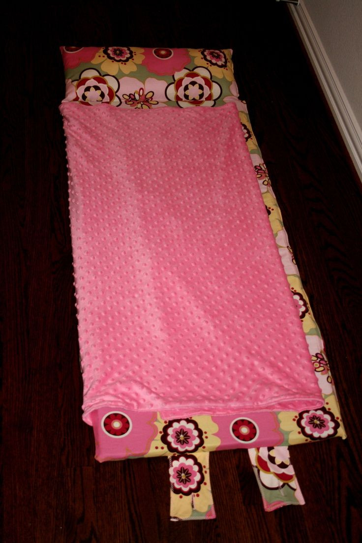 DIY Toddler Nap Mat
 20 best Kids nap mat Sleeping bag images on Pinterest