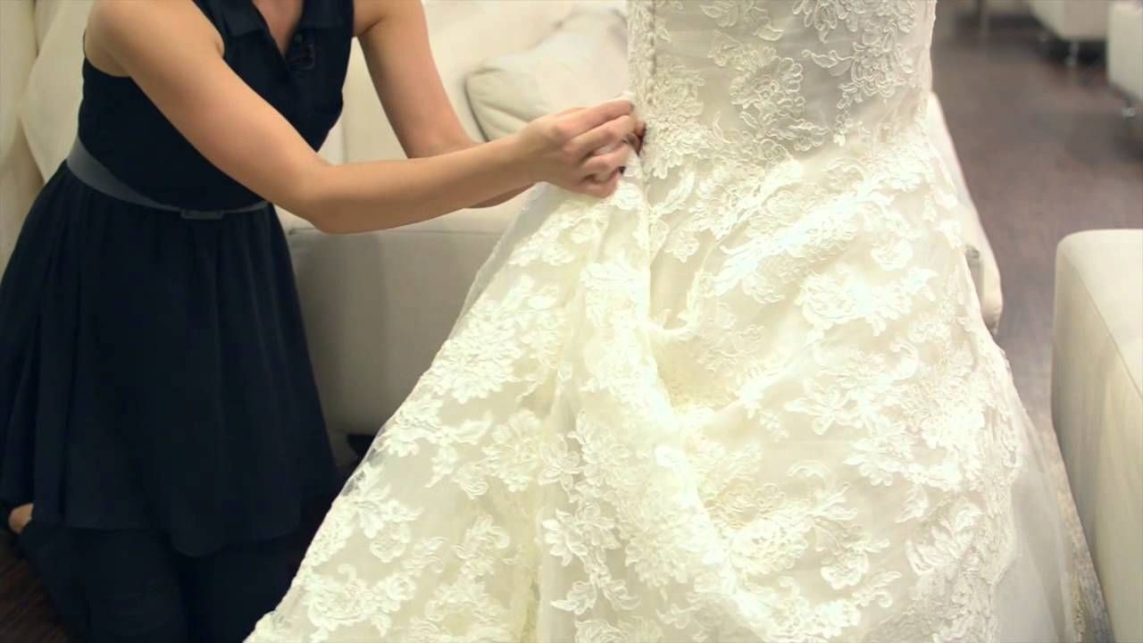 DIY Wedding Dress Bustle
 Wedding Tips No e Tells You About