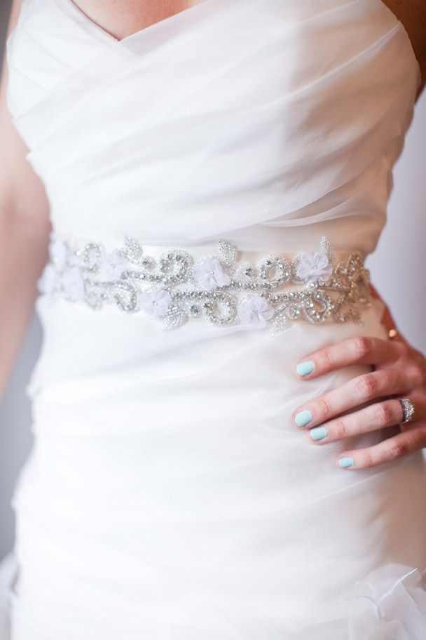DIY Wedding Dress Sash
 DIY bridal sash with a bow Very good tutorial for a